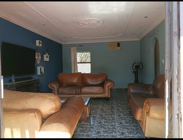 3 BEDROOM HOUSE FOR SALE IN BIRCH ACRES
